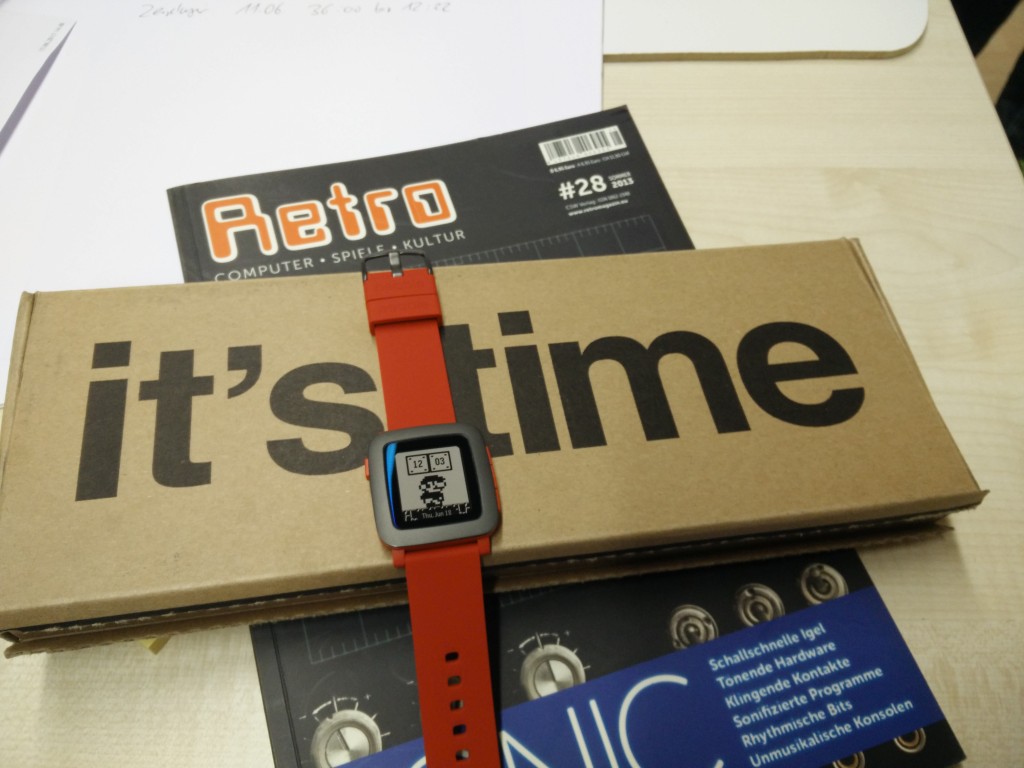 Die neue Pebble-Time kann auch Retro